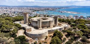 Castillo de Bellver: historia, curiosidades, vistas y cómo visitarlo Castillo de Bellver, Palma de Mallorca