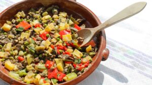 Frito mallorquín: qué es, ingredientes, historia y cómo se come Frito mallorquín
