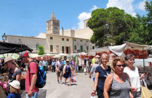 Mercadillo de Sineu: qué ver, qué comprar y cuándo ir Mercadillo de Sineu