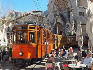 tranvia-pueblo-soller