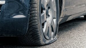 ¿Qué hacer si pinchas una rueda de un coche de alquiler en Mallorca? Pinchazo coche de alquiler en Mallorca